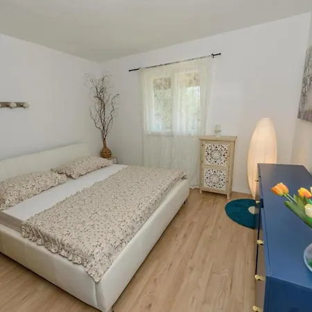 House Dm Holiday home