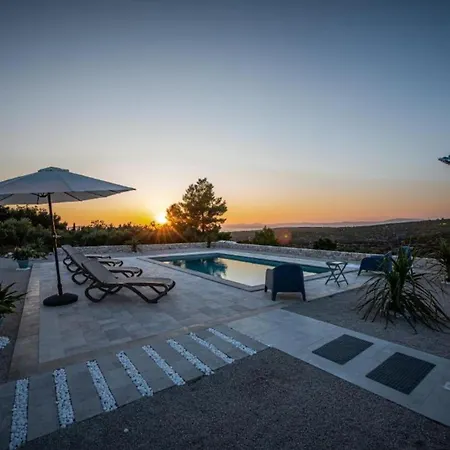 Hébergement de vacances House Dm *