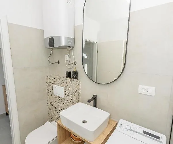 Villa House Dm *