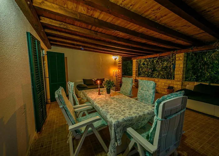 Villa House Dm *