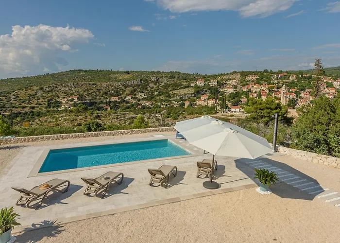 House Dm Villa *