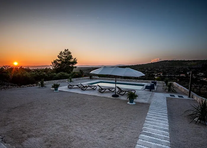 Villa House Dm *